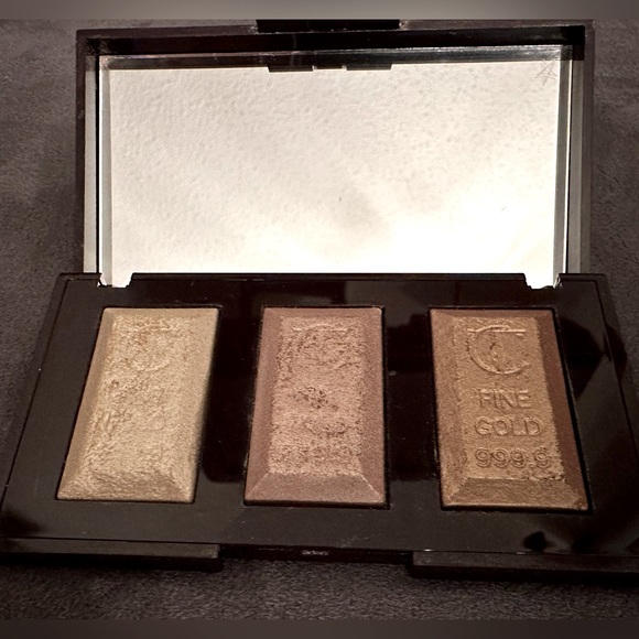 Charlotte Tilbury Gold Bar Palette - Picture 3 of 3